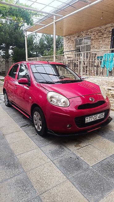 nissan note mini: Nissan March (Micra) – qırmızı rəng, 5 qapılı hetçbek. Əsas — 5