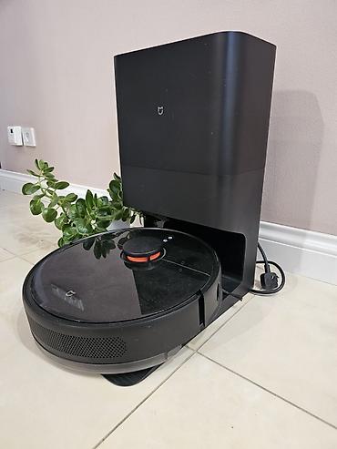 mi store: Продаю Mi Robot Vacuum-Mop 2 Ultra с станцией самоочистки, б/у — 3
