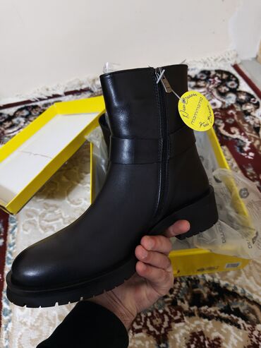 Botinka və botilyonlar: Ölçü: 39, rəng - Qara, Yeni — 8