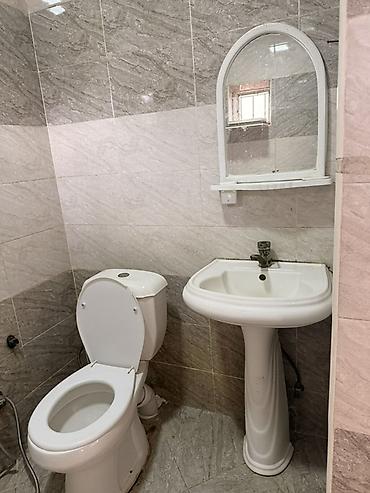 Mənzil kirayələyirəm: 1 otaqlı mənzil – daxili plan və təchizat - Girişdən dəhliz, taxta — 3