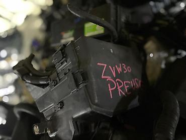 Капоты и комплектующие: Петли капота Toyota, Б/у, Оригинал — 10