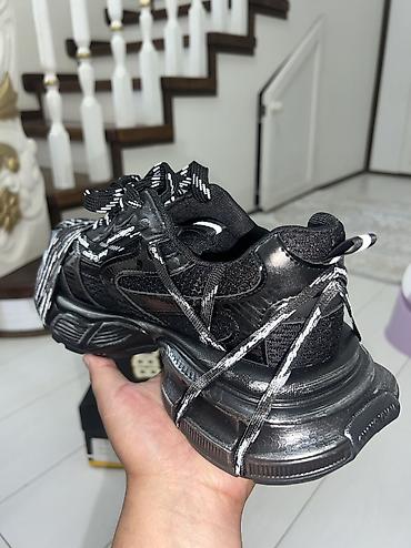 soft shell: Мужские кроссовки, 43, Новый, цвет - Черный, Самовывоз — 9