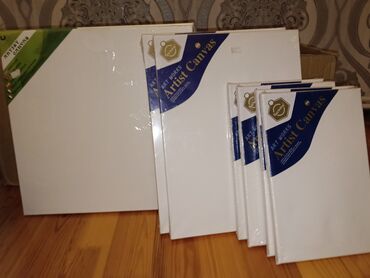 Masaüstü dəstlər: Məktəb ləvazimatları və dəftərxana dəsti Komplektin tərkibi: - Dərs — 10