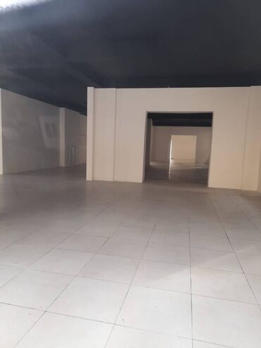 Kommersiya daşınmaz əmlakının satışı: Binəqədi rayonu 9-cu mkr da (204) kv obiyekt satıram 1 kv m (4000) — 4