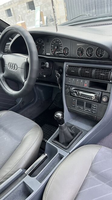 Audi: Audi A6: 1996 г., 2.6 л, Механика, Бензин, Седан — 11