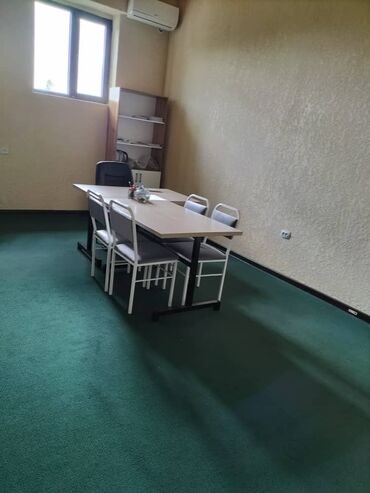 продаются дом ош: Сдаю Офис, 16 м², В бизнес центре, 1 линия, С системой безопасности