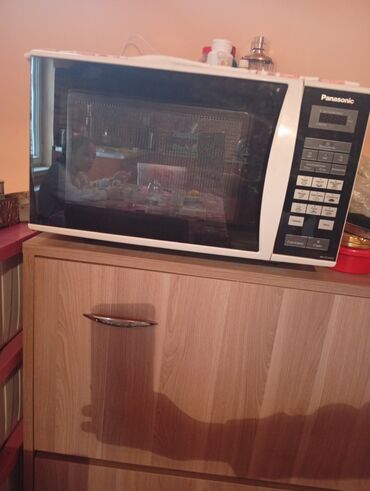 Ət çəkən maşınlar: Mikrodalğalı soba Panasonic, Ayrıca dayanan, Mikrodalğalar ilə, rəng - Ağ, İşlənmiş