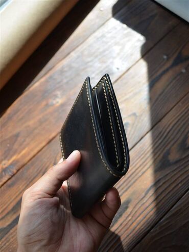 butun портмоне: Мужские портмоне из натуральной кожи ручной работы