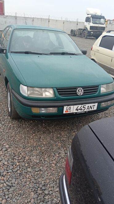 passat b4: Volkswagen Passat: 1994 г., 1.8 л, Механика, Бензин, Седан