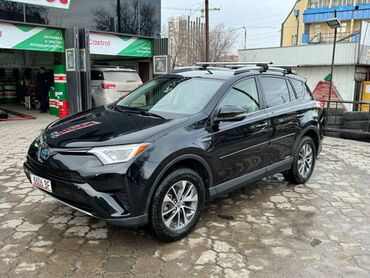 гибридный автомобиль: Toyota RAV4: 2018 г., 2.5 л, Автомат, Гибрид, Внедорожник