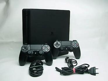 PS4 (Sony Playstation 4): U ponudi Sony Playstation 4. Konzola je SLIM model, odlično očuvana — 12