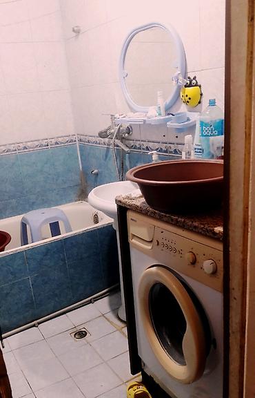 ecemide kiraye evler 2020: Mərkəzi Hərbi Hospitalın yanında, "8 Noyabr" metrosunun çıxışındakı 9 — 8