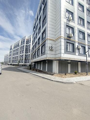 комната в сутки: Современный многоквартирный жилой комплексе в аренду танцевальный зал — 1
