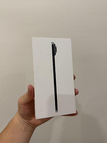 macbook air gold: IPhone Air, Б/у, 256 ГБ, Черный, Зарядное устройство, Защитное стекло, Чехол, 98 % — 4
