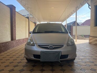 жетта машина: Honda Jazz: 2004 г., 1.5 л, Механика, Бензин, Хэтчбэк