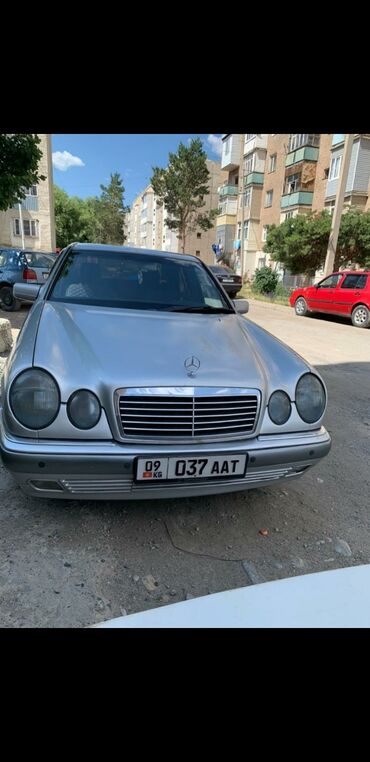 Mercedes-Benz: Mercedes-Benz E 230: 1997 г., 2.3 л, Механика, Бензин, Седан