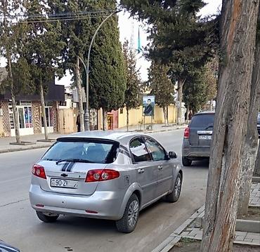 lacetti: Chevrolet Lacetti xecbek -bir tek kosmetik isi var .başga otur sur — 1