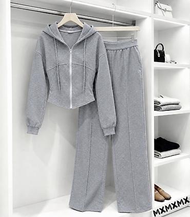 m sara pantalone: Trenerka
3100 din
Donji 112 cm
S M L XL — 5
