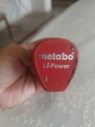 бу техники: Продам оригинальный аккумулятор Metabo, живой рабочий. чуть покосаный