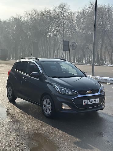 Chevrolet: Chevrolet Spark: 2019 г., 1 л, Робот, Бензин, Хэтчбэк — 3