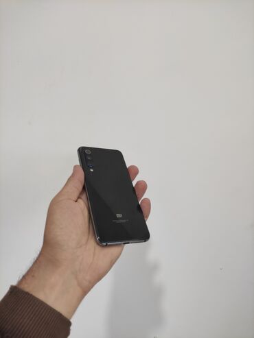 xiaomi 14 azərbaycan: Xiaomi Mi 9 SE, 64 GB