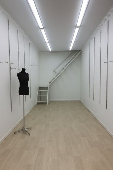 рынок ортосай: ‼️Продаю торговую точку на рынке Алкан. 2 этажа. Морские Контейнера