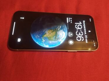 Apple iPhone: IPhone 12, Б/у, 64 ГБ, Защитное стекло, Чехол, 68 %