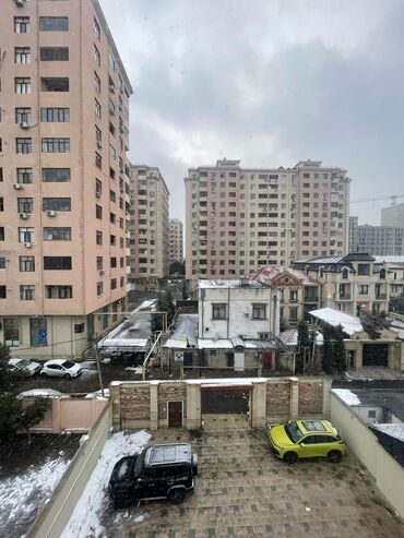 balaken ev: 27 kv. m, 1 otaqlı