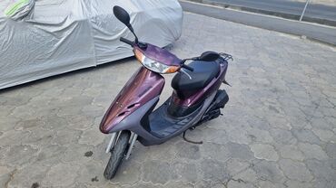 купить новый скутер в бишкеке: Скутер Honda, 50 куб. см, Бензин, Б/у