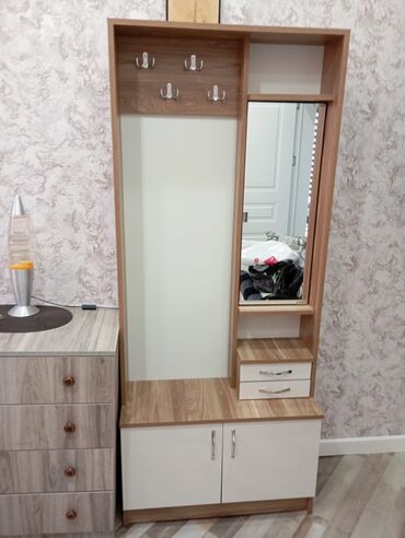 Шкафы: Dehliz dolabi. Olchuler 190sm x 80sm x 40sm. Giriş antresi