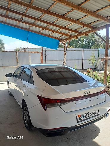 кио к5: Hyundai Avante: 2022 г., 1.6 л, Автомат, Бензин, Седан — 2