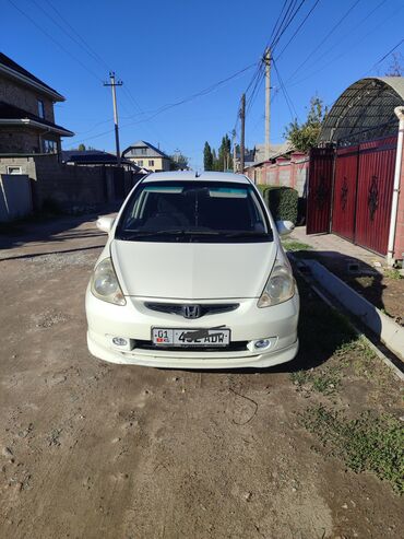 Honda: Honda Fit: 2002 г., 1.3 л, Вариатор, Бензин, Хэтчбэк