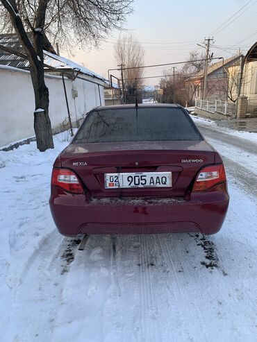 Daewoo: Daewoo Nexia: 2010 г., 1.5 л, Механика, Бензин, Седан