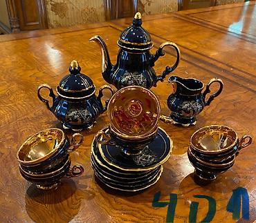şirniyat qabları: Bohemiya üslubunda bəzəkli şirniyyat qabları və vazalar dəsti - — 7