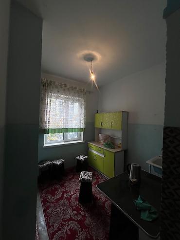 продаю дом с квартирантами: 3 комнаты, 90 м², 105 серия, 2 этаж, Косметический ремонт — 5