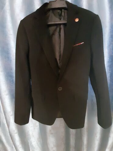 пиджак черный мужской: Костюм XS (EU 34), түсү - Кара