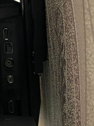 Televizorlar: TCL Smart TV – Google TV ilə - Marka/model: TCL (aşağı çərçivədə TCL — 10