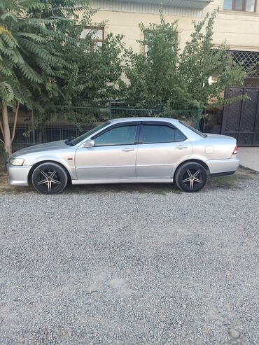 Honda Accord: 2001 г., 1.8 л, Автоматические, Бензин, Седан