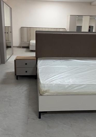 Спальные гарнитуры: Спальный гарнитур в современном стиле Мадрид 5 Состав: - Двуспальная — 4