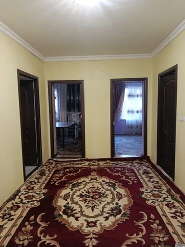 срочно продаю дом ак ордо: Үй, 10 кв. м, 5 бөлмө, Менчик ээси