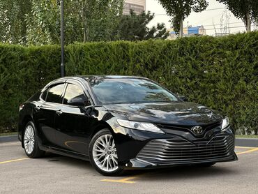 tayota runx: Toyota Camry: 2018 г., 2.5 л, Автоматтык, Бензин, Седан