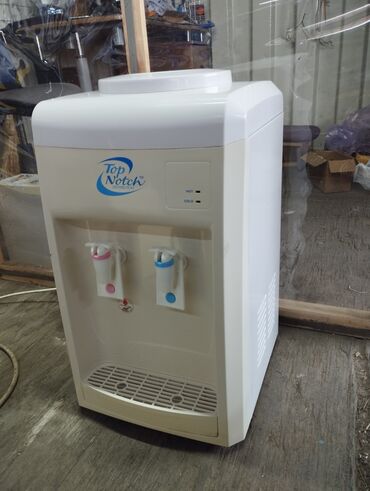 оборудование для розлива воды: Кулер для воды