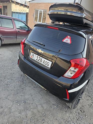 Chevrolet: Chevrolet Spark: 2017 г., 1 л, Вариатор, Бензин, Хэтчбэк at lalafo.kg — 4 Chevrolet: Chevrolet Spark: 2017 г., 1 л, Вариатор, Бензин, Хэтчбэк — 4