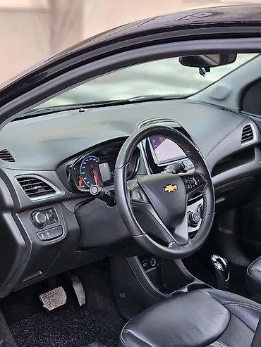 chevrolet spark 2: Chevrolet Spark: 2019 г., 1 л, Бензин, Хэтчбэк — 5