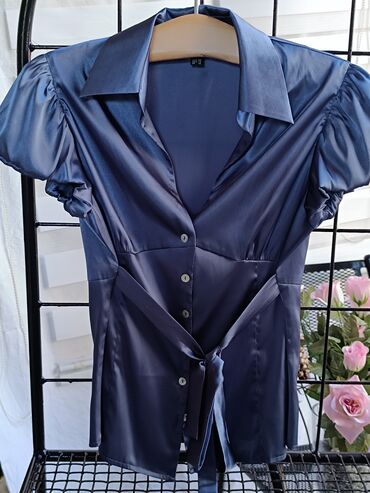 heklane bluze od konca mustre: Benetton, M (EU 38), Saten na lalafo.rs heklane bluze od konca mustre: Benetton, M (EU 38), Saten