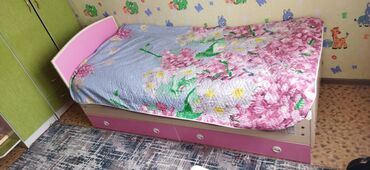 детский комплекс кровать: Односпальная кровать, Для девочки, Б/у
