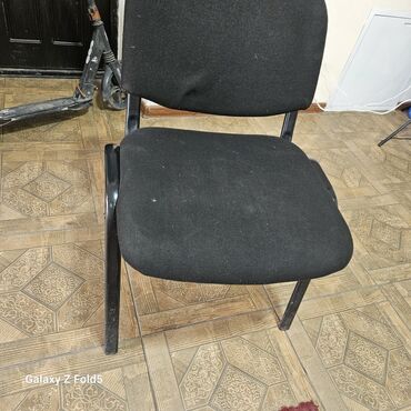 Продам стулья, некоторые требуется незначительный ремонт