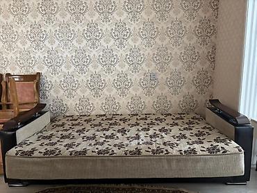 Divanlar: Satılır. bu divan 80 m real alıcı narahat etsin bu divan açılır altı — 2