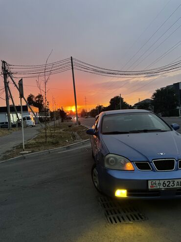 продать машину в бишкеке: Daewoo Lacetti: 2002 г., 1.5 л, Автоматические, Газ, Седан