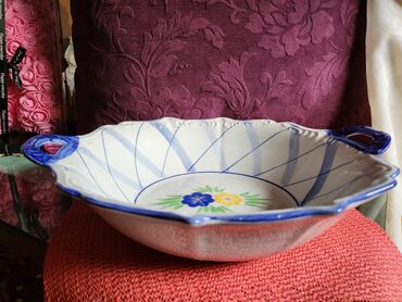 Činije: Cinija nova velika porcelanska iz 80ih. Visina. 7,5cm. Precnik — 10